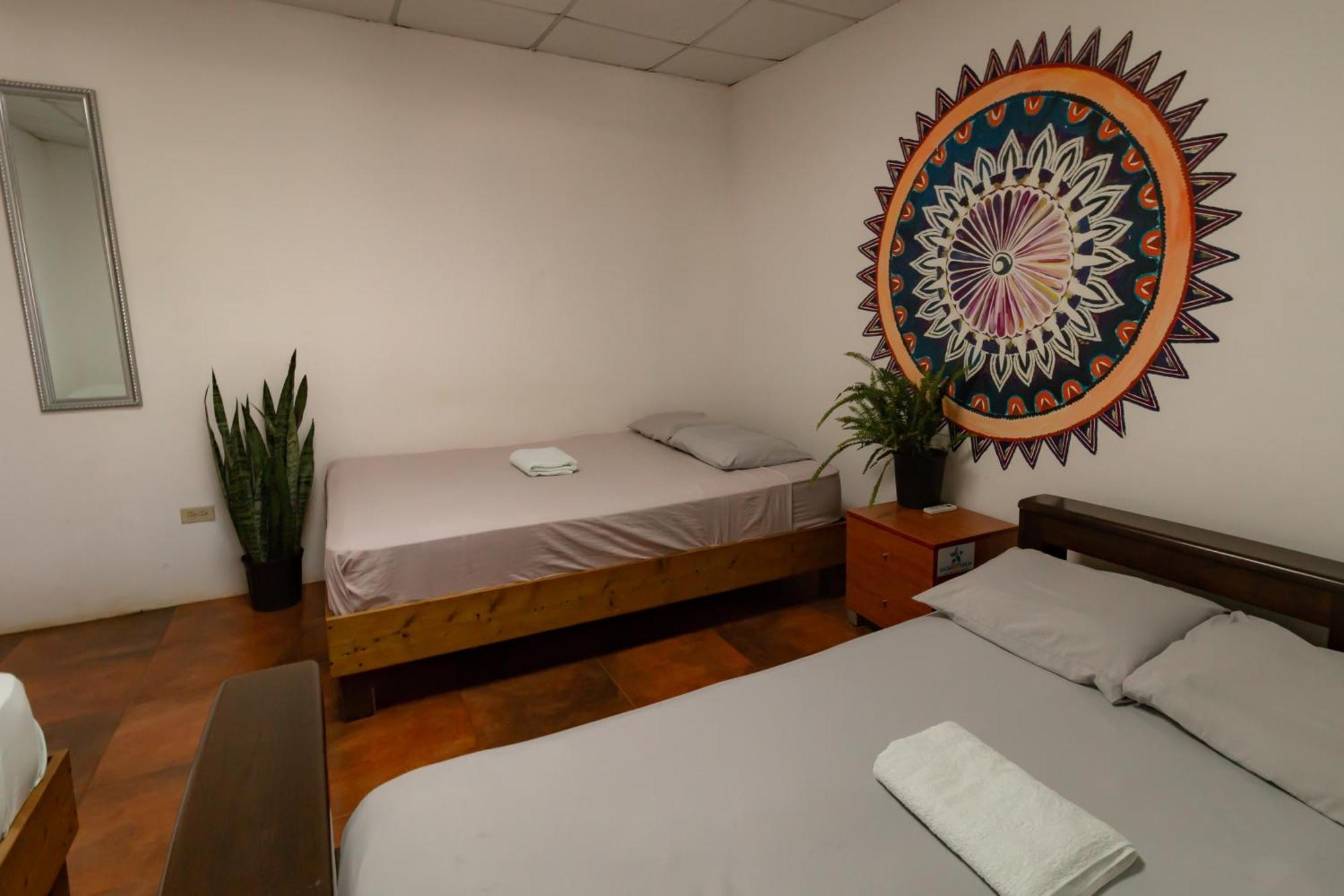 Hostel Villa Vento Surf ซานตากาตาลีนา ภายนอก รูปภาพ